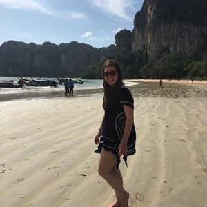 Meet your Posher, Georgia